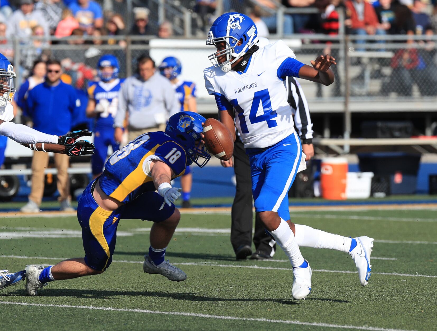 Vashon vs. North County football